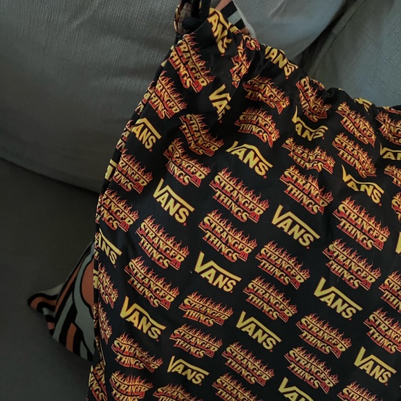 Brand New custom Stranger Things Vans! Mens SZ 8 womens 9 1/2 NOT IN STORES!